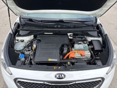 Kia Niro 1.6 GDi PHEV Híbrido Drive 104 kW (141 CV) Kia Niro 1.6 GDi PHEV Híbrido Drive 104 kW (141 CV)