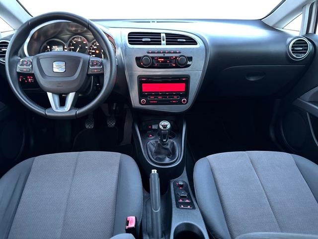 SEATLeón 1.6 TDI Style 77 kW (105 CV) Vehículo usado en Barcelona - 11