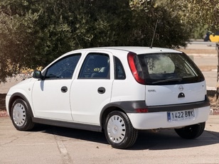 Opel Corsa 1.2 16v SRI 55 kW (75 CV)