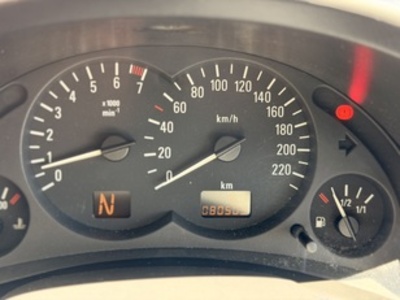 Opel Corsa 1.2 16v SRI 55 kW (75 CV) Opel Corsa 1.2 16v SRI 55 kW (75 CV)