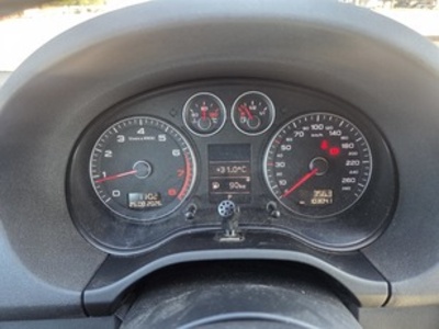 Audi A3 Cabrio Ambition 2.0 TFSI 147 kW (200 CV) S tronic Audi A3 Cabrio Ambition 2.0 TFSI 147 kW (200 CV) S tronic