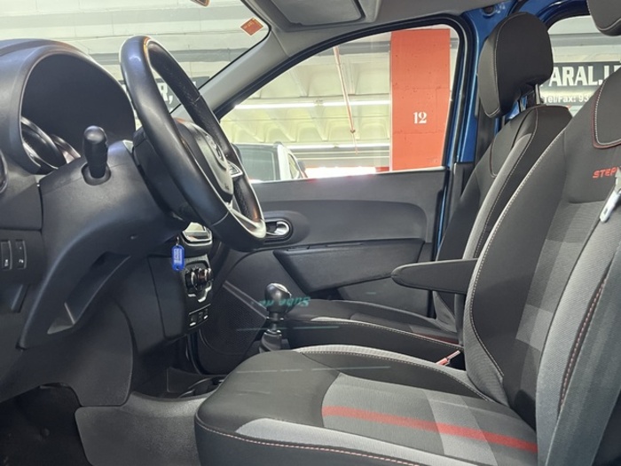 DaciaDokker Serie Limitada Xplore TCe 96 kW (130 CV) GPF Vehículo usado en Barcelona - 10 DaciaDokker Serie Limitada Xplore TCe 96 kW (130 CV) GPF Vehículo usado en Barcelona - 10