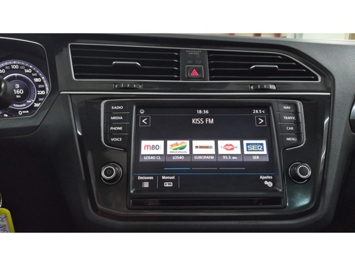 VolkswagenTiguan Sport 2.0 TDI BMT 110 kW (150 CV) DSG Vehículo usado en Barcelona - 23 VolkswagenTiguan Sport 2.0 TDI BMT 110 kW (150 CV) DSG Vehículo usado en Barcelona - 23