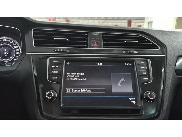 VolkswagenTiguan Sport 2.0 TDI BMT 110 kW (150 CV) DSG Vehículo usado en Barcelona - 24