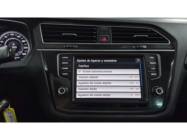 VolkswagenTiguan Sport 2.0 TDI BMT 110 kW (150 CV) DSG Vehículo usado en Barcelona - 29