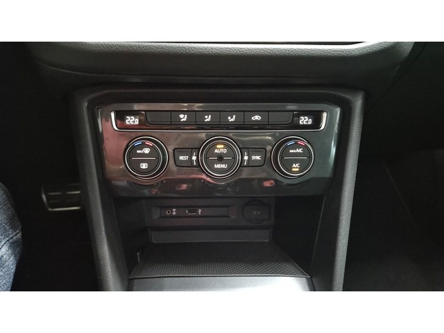 VolkswagenTiguan Sport 2.0 TDI BMT 110 kW (150 CV) DSG Vehículo usado en Barcelona - 32