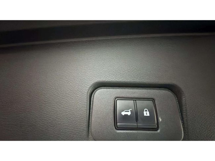 NissanX-Trail 1.5 e-4orce Acenta 4x4 Auto 157 kW (213 CV) Vehículo usado en Barcelona - 24 NissanX-Trail 1.5 e-4orce Acenta 4x4 Auto 157 kW (213 CV) Vehículo usado en Barcelona - 24