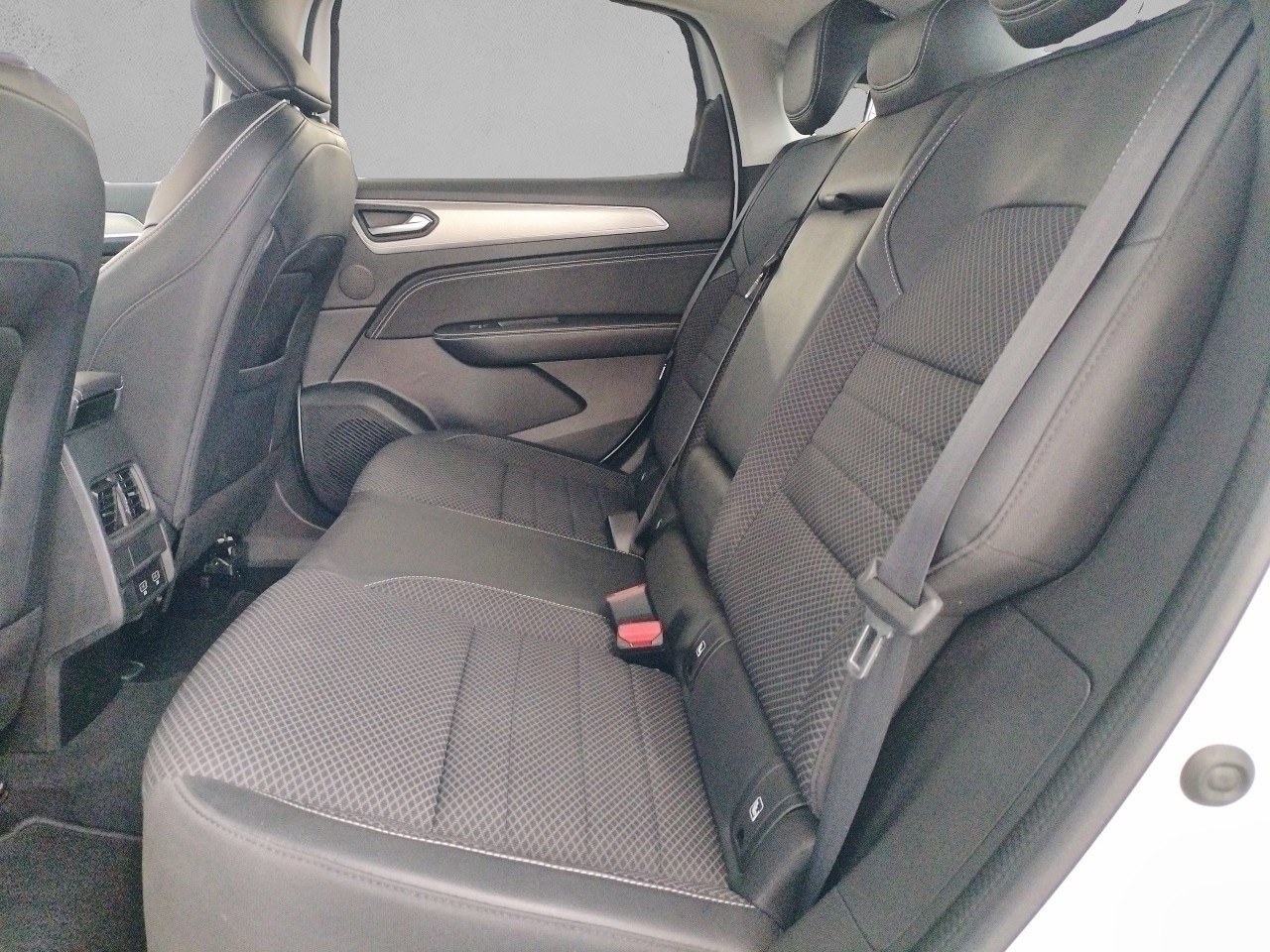 Renault Arkana Techno E-Tech full hybrid 145 EDC 107 kW (145 CV) - foto 9 de Renault Arkana