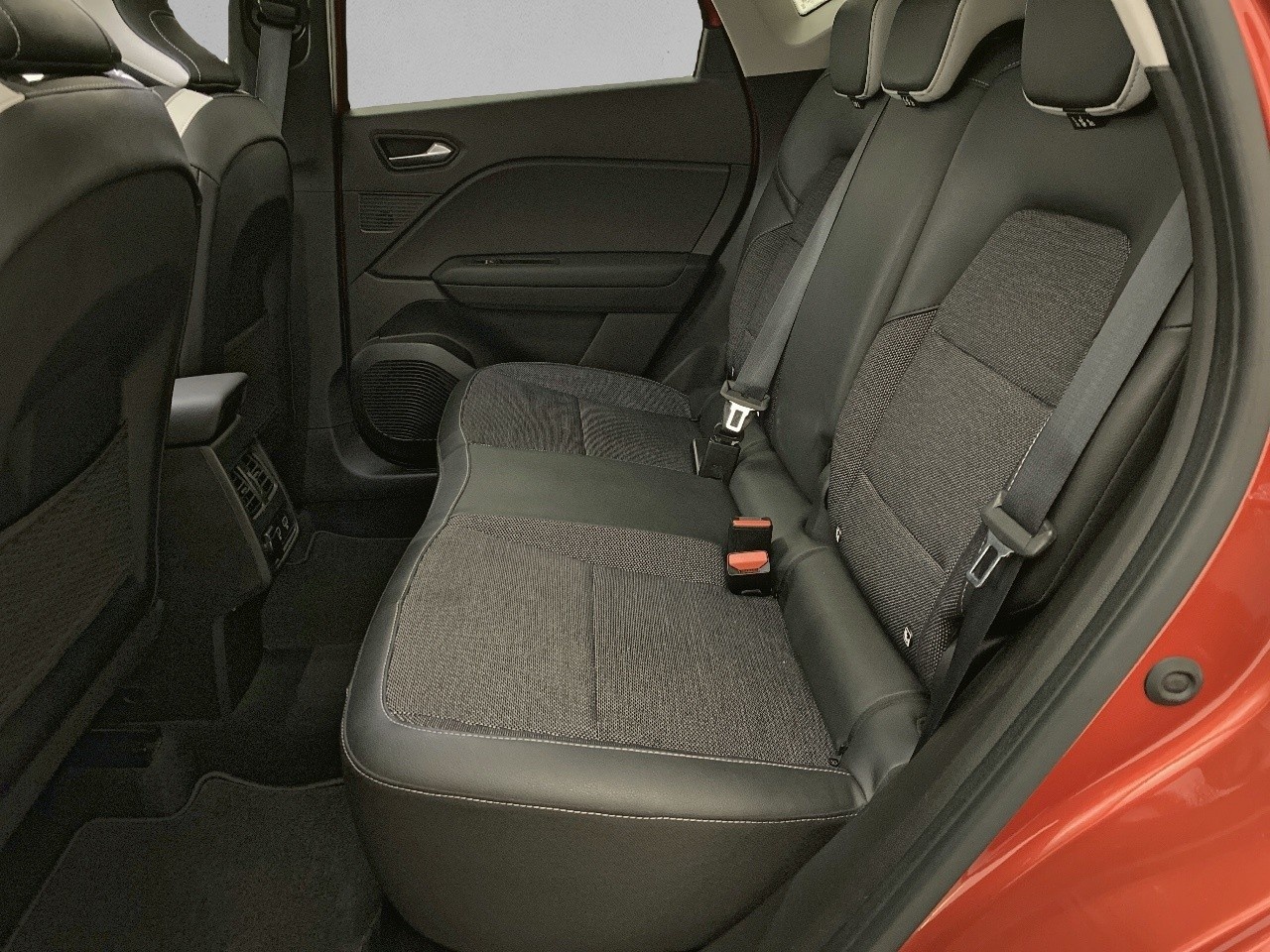 Renault Captur Zen E-TECH Híbrido enchufable 118 kW (160 CV) - foto 9 de Renault Captur