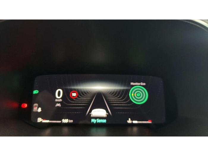 RenaultClio Techno TCe 66 kW (90 CV) Vehículo usado en Barcelona - 19 RenaultClio Techno TCe 66 kW (90 CV) Vehículo usado en Barcelona - 19