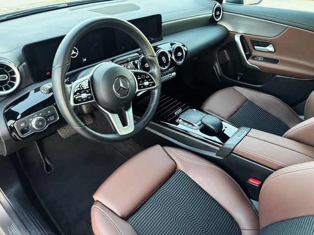 Mercedes-BenzCLA 220 d 140 kW (190 CV) Vehículo usado en Barcelona - 2
