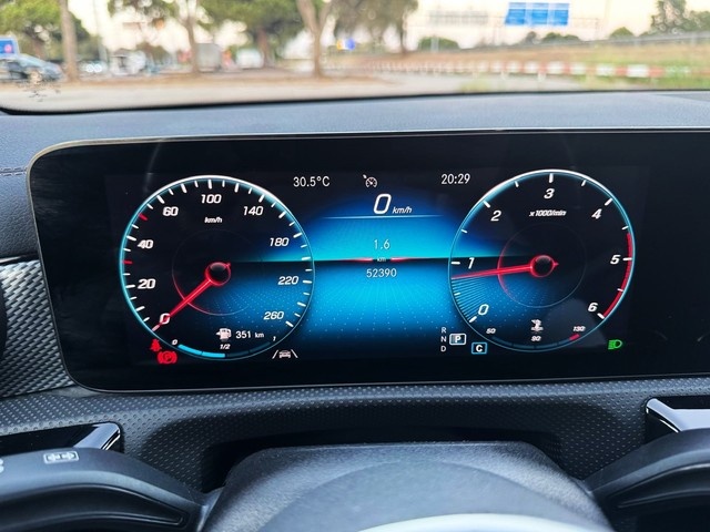 Mercedes-BenzCLA 220 d 140 kW (190 CV) Vehículo usado en Barcelona - 18