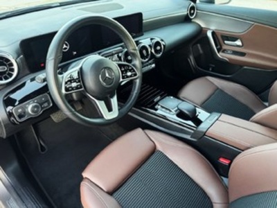 Mercedes-Benz CLA 220 d 140 kW (190 CV) Mercedes-Benz CLA 220 d 140 kW (190 CV)