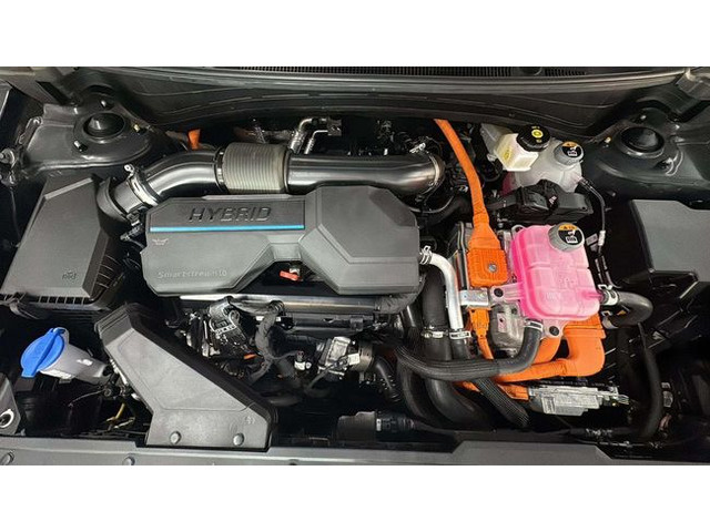 KiaSportage 1.6 T-GDi HEV Drive 4x2 158 kW (215 CV) Vehículo usado en Barcelona - 18