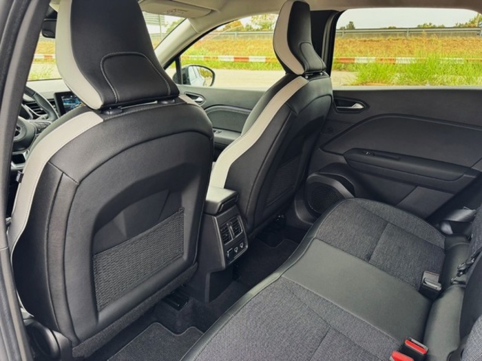 MitsubishiASX 130T MHEV Kaiteki 103 kW (140 CV) Vehículo usado en Barcelona - 8 MitsubishiASX 130T MHEV Kaiteki 103 kW (140 CV) Vehículo usado en Barcelona - 8