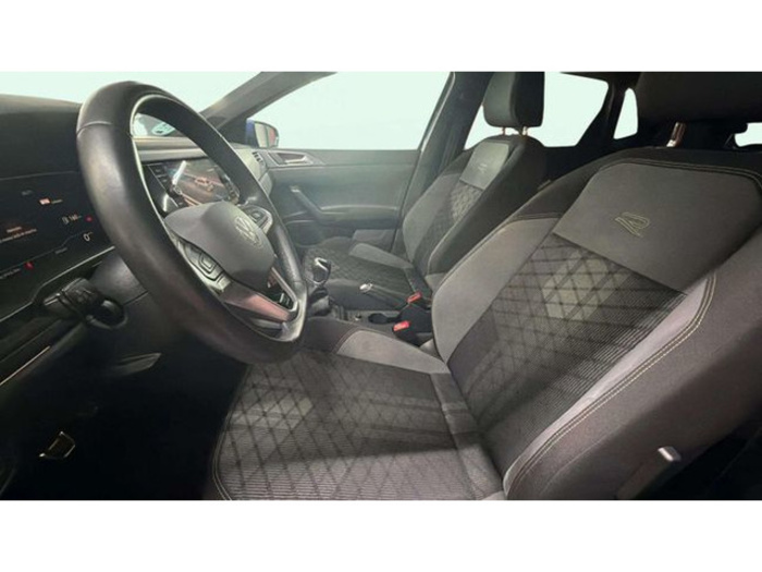 VolkswagenPolo R-Line 1.0 TSI 70 kW (95 CV) Vehículo usado en Barcelona - 9 VolkswagenPolo R-Line 1.0 TSI 70 kW (95 CV) Vehículo usado en Barcelona - 9