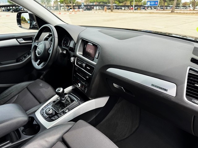 AudiQ5 S line edition 2.0 TDI clean diesel quattro 110 kW (150 CV) Vehículo usado en Barcelona - 28