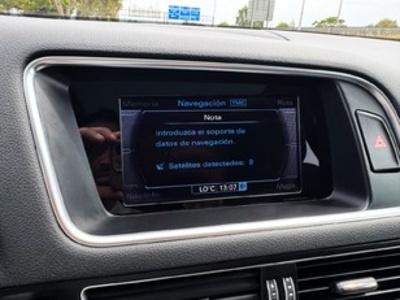 Audi Q5 S line edition 2.0 TDI clean diesel quattro 110 kW (150 CV) Audi Q5 S line edition 2.0 TDI clean diesel quattro 110 kW (150 CV)