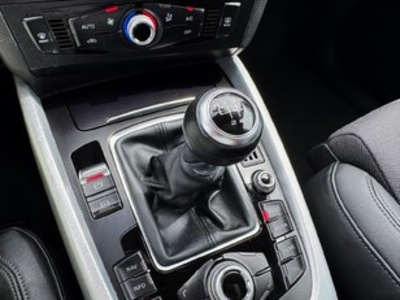 Audi Q5 S line edition 2.0 TDI clean diesel quattro 110 kW (150 CV) Audi Q5 S line edition 2.0 TDI clean diesel quattro 110 kW (150 CV)