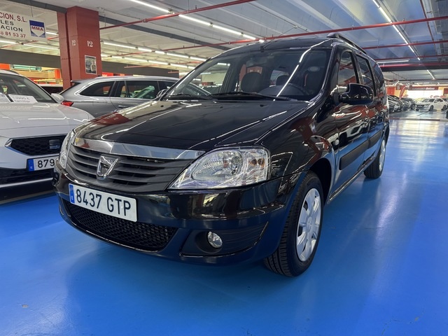 DaciaLogan Break Laureate dCi 63 kW (85 CV) Vehículo usado en Barcelona - 2