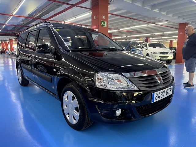 DaciaLogan Break Laureate dCi 63 kW (85 CV) Vehículo usado en Barcelona - 5