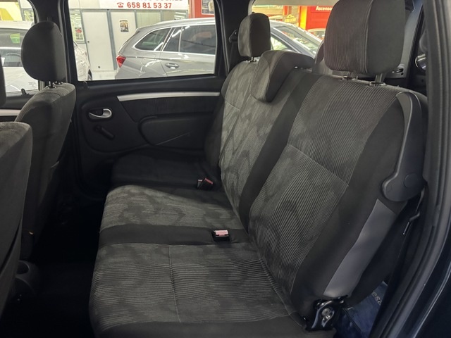 DaciaLogan Break Laureate dCi 63 kW (85 CV) Vehículo usado en Barcelona - 14