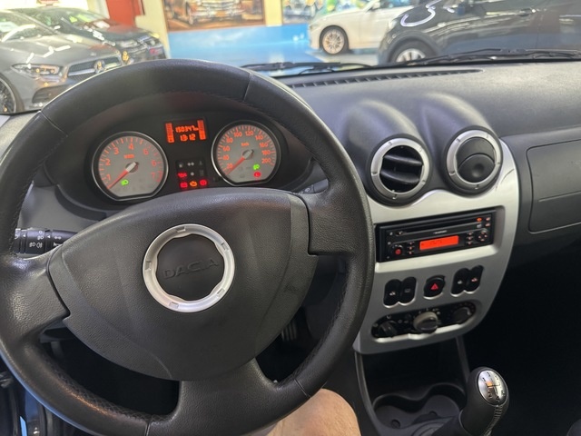 DaciaLogan Break Laureate dCi 63 kW (85 CV) Vehículo usado en Barcelona - 15
