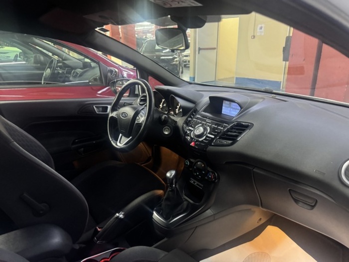 FordFiesta 1.0 EcoBoost S&S ST-Line 92 kW (125 CV) Vehículo usado en Barcelona - 5 FordFiesta 1.0 EcoBoost S&S ST-Line 92 kW (125 CV) Vehículo usado en Barcelona - 5