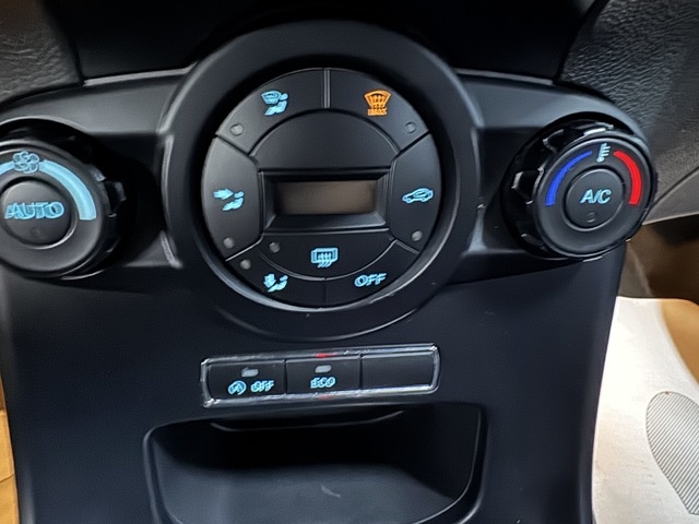 FordFiesta 1.0 EcoBoost S&S ST-Line 92 kW (125 CV) Vehículo usado en Barcelona - 9