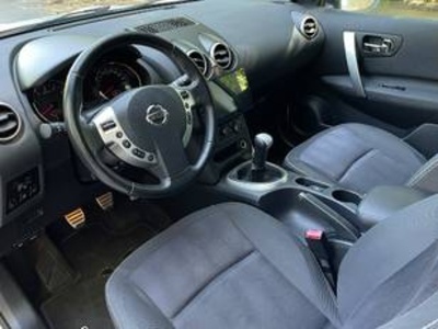 Nissan Qashqai 1.6 S&S Acenta 4X2 86 kW (117 CV) Nissan Qashqai 1.6 S&S Acenta 4X2 86 kW (117 CV)