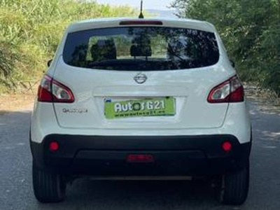 Nissan Qashqai 1.6 S&S Acenta 4X2 86 kW (117 CV) Nissan Qashqai 1.6 S&S Acenta 4X2 86 kW (117 CV)