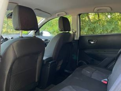 Nissan Qashqai 1.6 S&S Acenta 4X2 86 kW (117 CV) Nissan Qashqai 1.6 S&S Acenta 4X2 86 kW (117 CV)