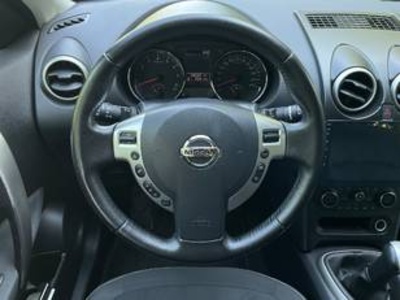 Nissan Qashqai 1.6 S&S Acenta 4X2 86 kW (117 CV) Nissan Qashqai 1.6 S&S Acenta 4X2 86 kW (117 CV)