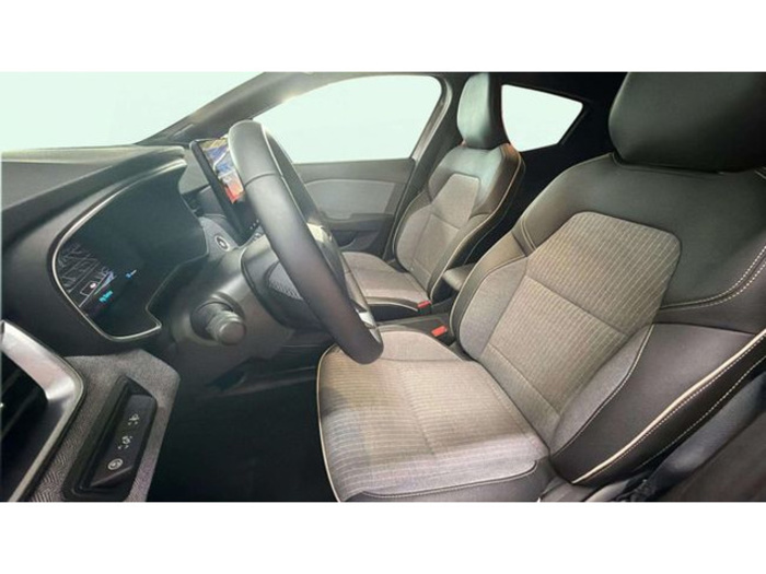 RenaultClio Evolution E-Tech full hybrid 145 105 kW (143 CV) Vehículo usado en Barcelona - 10 RenaultClio Evolution E-Tech full hybrid 145 105 kW (143 CV) Vehículo usado en Barcelona - 10
