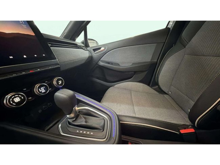 RenaultClio Evolution E-Tech full hybrid 145 105 kW (143 CV) Vehículo usado en Barcelona - 11 RenaultClio Evolution E-Tech full hybrid 145 105 kW (143 CV) Vehículo usado en Barcelona - 11