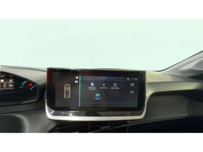 Peugeot 208 Style Hybrid 100 eDCS6 75 kW (100 CV) Peugeot 208 Style Hybrid 100 eDCS6 75 kW (100 CV)