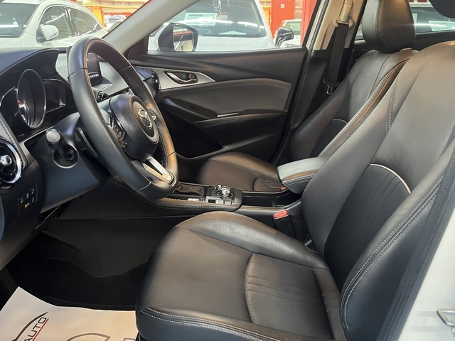 MazdaCX-3 2.0 G Zenith White 2WD AT 89 kW (121 CV) Vehículo usado en Barcelona - 10