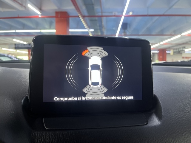 MazdaCX-3 2.0 G Zenith White 2WD AT 89 kW (121 CV) Vehículo usado en Barcelona - 26