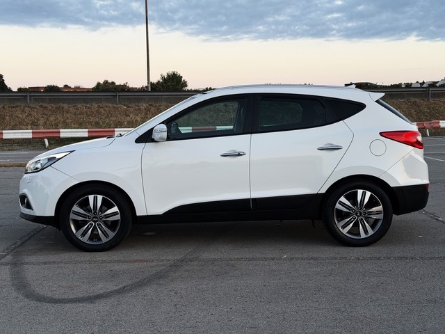 Hyundaiix35 2.0 CRDI Style S 4x4 Auto 135 kW (184 CV) Vehículo usado en Barcelona - 9