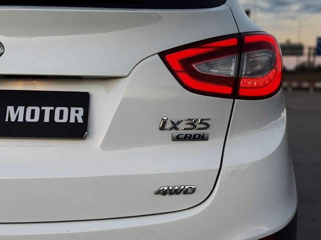 Hyundaiix35 2.0 CRDI Style S 4x4 Auto 135 kW (184 CV) Vehículo usado en Barcelona - 15