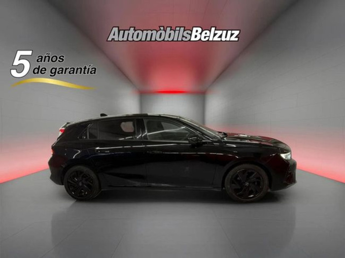 OpelAstra 1.2 Turbo XHT GS 96 kW (130 CV) Vehículo usado en Barcelona - 21 OpelAstra 1.2 Turbo XHT GS 96 kW (130 CV) Vehículo usado en Barcelona - 21
