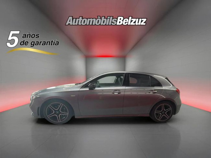 Mercedes-BenzClase A 180 d 85 kW (116 CV) Vehículo usado en Barcelona - 22 Mercedes-BenzClase A 180 d 85 kW (116 CV) Vehículo usado en Barcelona - 22