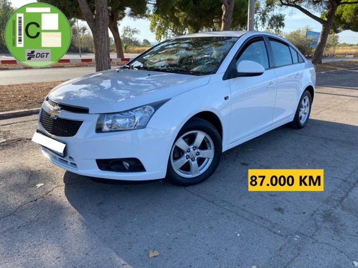 ChevroletCruze 1.6 16V LS+ AA 83 kW (113 CV) Vehículo usado en Barcelona - 1 ChevroletCruze 1.6 16V LS+ AA 83 kW (113 CV) Vehículo usado en Barcelona - 1