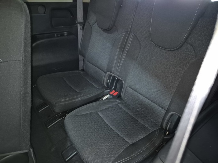 KiaCarens 1.6 GDi Drive 99 kW (135 CV) Vehículo usado en Barcelona - 16 KiaCarens 1.6 GDi Drive 99 kW (135 CV) Vehículo usado en Barcelona - 16