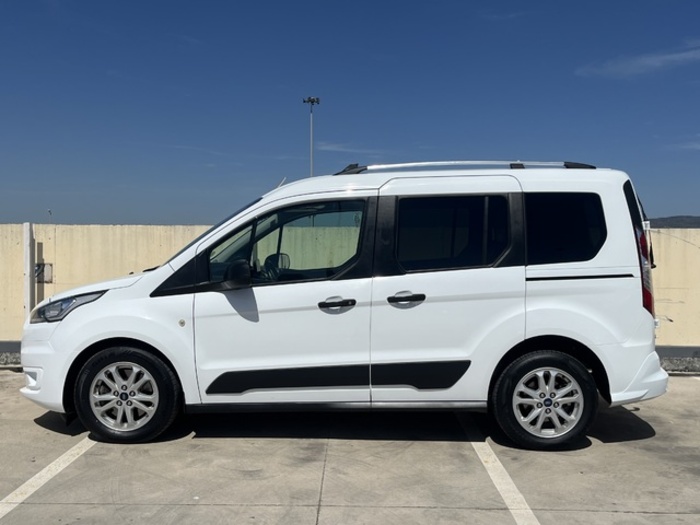 FordTransit Connect Kombi 1.5 TDCI Trend 220 L1 74 kW (100 CV) Vehículo usado en Barcelona - 8 FordTransit Connect Kombi 1.5 TDCI Trend 220 L1 74 kW (100 CV) Vehículo usado en Barcelona - 8