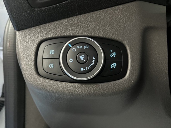 FordTransit Connect Kombi 1.5 TDCI Trend 220 L1 74 kW (100 CV) Vehículo usado en Barcelona - 15 FordTransit Connect Kombi 1.5 TDCI Trend 220 L1 74 kW (100 CV) Vehículo usado en Barcelona - 15