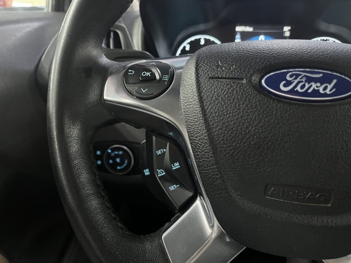 FordTransit Connect Kombi 1.5 TDCI Trend 220 L1 74 kW (100 CV) Vehículo usado en Barcelona - 16 FordTransit Connect Kombi 1.5 TDCI Trend 220 L1 74 kW (100 CV) Vehículo usado en Barcelona - 16