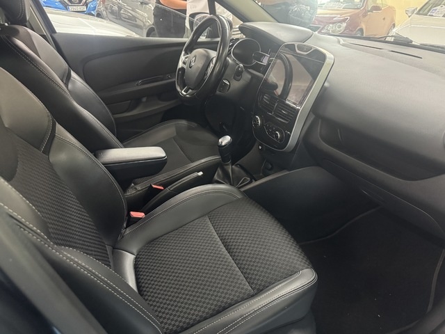 RenaultClio Zen Energy dCi 66 kW (90 CV) Vehículo usado en Barcelona - 5