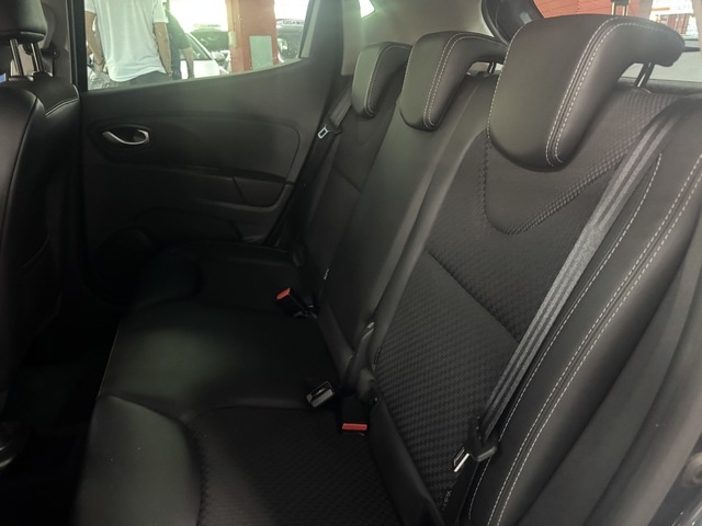 RenaultClio Zen Energy dCi 66 kW (90 CV) Vehículo usado en Barcelona - 14