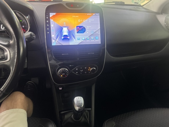 RenaultClio Zen Energy dCi 66 kW (90 CV) Vehículo usado en Barcelona - 22 RenaultClio Zen Energy dCi 66 kW (90 CV) Vehículo usado en Barcelona - 22